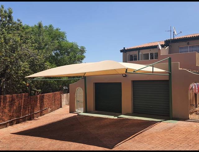 3 BEDROOM TOWNHOUSE SOLD IN HALFWAY GARDENS